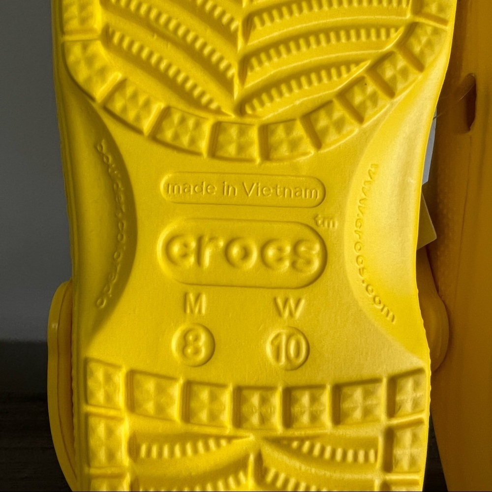 CROCS NEW Unisex Ralen Yellow Clog Size 8 or 10 #B1866 - Picture 8 of 8
